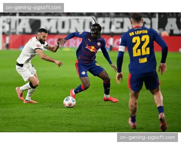 多特蒙德阵容年轻化 体系成长但争冠经验仍显不足 多特蒙德阵容年轻化 体系成长但争冠经验仍显不足